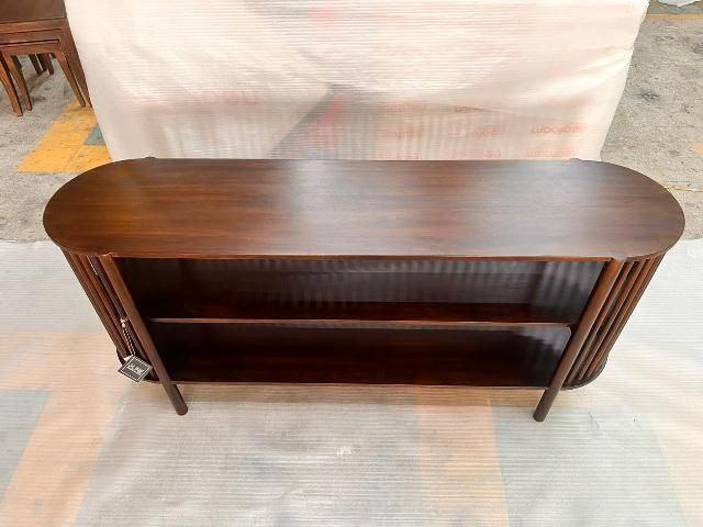 Console table at inspection